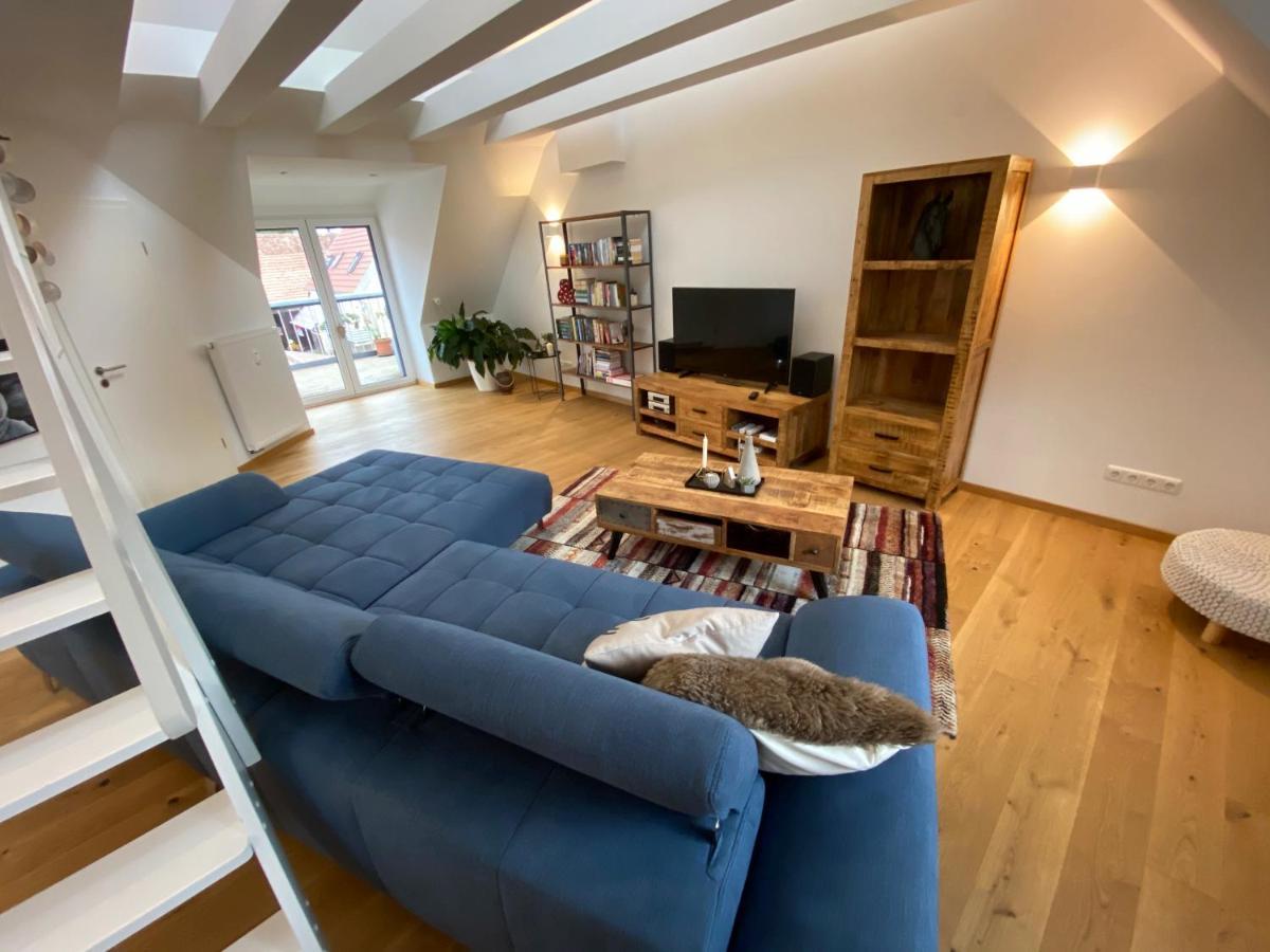 Apartamento Neues Inserat, Modernes Penthouse, Nahe Würzburg *